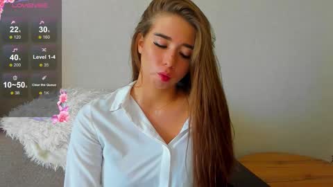 Snapshot of evapuff chatting on September 15, 10:15 am evapuff online show from September 15, 10:15 am