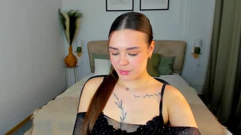 Eva online show from April 20, 1:03 pm