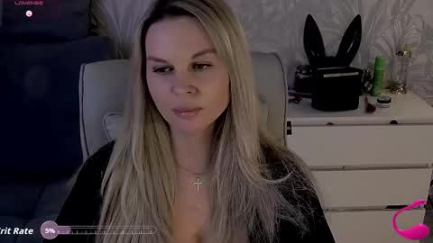 EvaRelusionJ online show from March 2, 5:30 am