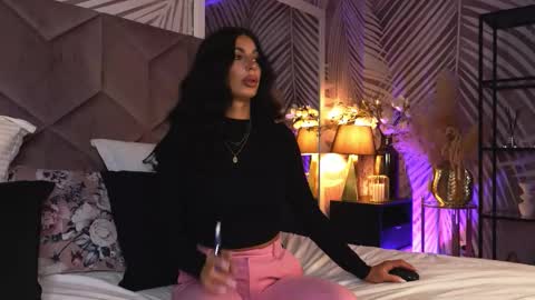 EvaRhea online show from March 18, 3:53 am