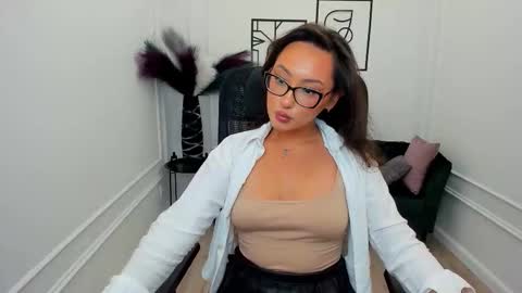 evasarazardje online show from September 30, 11:26 am