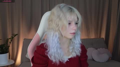 Eva online show from October 21, 12:28 pm