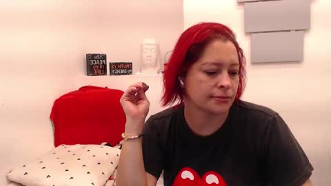 Eva Twiss online show from February 21, 12:06 pm