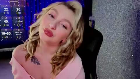 evavibe online show from February 19, 6:37 pm