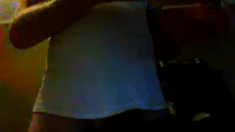 Snapshot of eve1luvsray chatting on February 10, 2:19 am eve1luvsray online show from February 10, 2:19 am