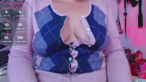 Eve Blue  friends. IG eve blue77 TW EveBlue 1 OF eveblue7 online show from January 6, 12:03 am