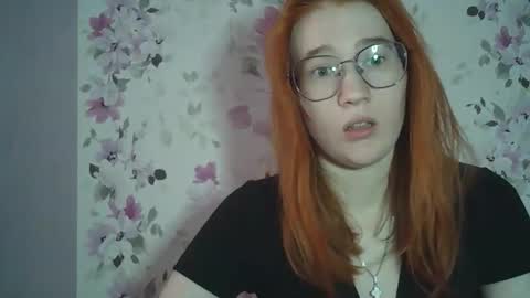 Snapshot of eveliina_shy chatting on February 5, 11:04 am Evelina online show from February 5, 11:04 am