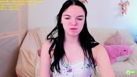 Snapshot of evelin_wow chatting on February 15, 9:08 am evelin_wow online show from February 15, 9:08 am