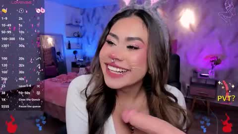 Snapshot of eveline_figeroa chatting on October 27, 7:29 pm Eveline online show from October 27, 7:29 pm