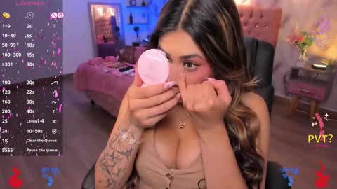 Snapshot of eveline_figeroa chatting on December 1, 6:57 pm Eveline online show from December 1, 6:57 pm