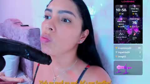 Snapshot of evelinn_belen chatting on June 11, 2:37 pm Evelinn belen online show from June 11, 2:37 pm