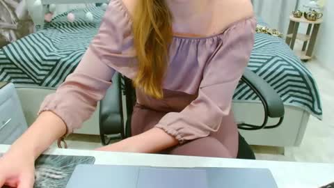 evelove online show from April 5, 4:37 pm