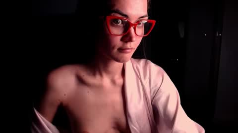 Snapshot of evelyn_gg chatting on January 31, 7:11 pm Evelyn online show from January 31, 7:11 pm