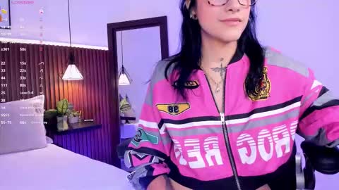 evelyn online show from October 19, 2:12 am