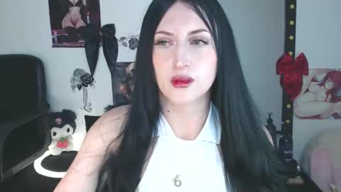 Julieta online show from March 1, 2:13 am