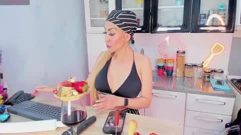 EvelynaGrey online show from March 15, 4:29 am