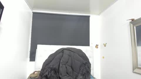 Snapshot of evelynesex chatting on October 16, 2:56 am Evelyne online show from October 16, 2:56 am