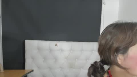 Snapshot of evelynesex chatting on May 5, 2:30 am Evelyne online show from May 5, 2:30 am