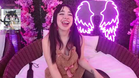 Snapshot of everly_grace chatting on October 22, 8:52 pm everly_grace online show from October 22, 8:52 pm