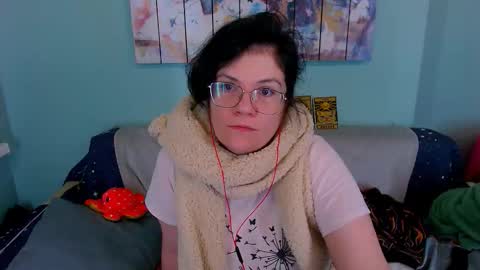 Everly online show from February 23, 2:31 am