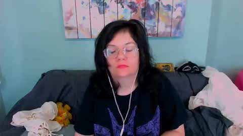 Everly online show from March 3, 9:59 am