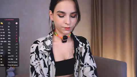 Snapshot of evervessi chatting on October 3, 2:41 am Anita online show from October 3, 2:41 am