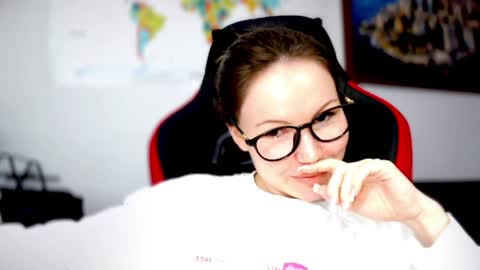 Goddes 1 online show from April 10, 8:24 pm