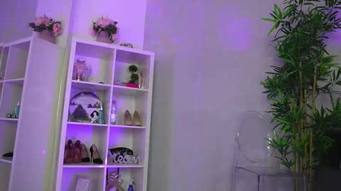 evewilder online show from March 2, 6:14 am