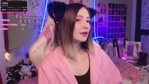 Evie online show from November 21, 8:24 am