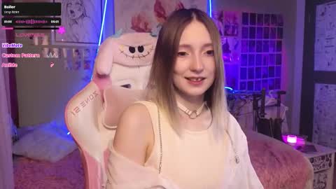 Evie online show from November 29, 9:18 pm