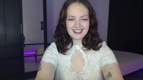 Lessie online show from October 12, 7:57 pm