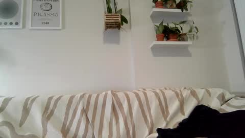 Snapshot of evillers1 chatting on January 13, 1:02 am Badblondebunny online show from January 13, 1:02 am