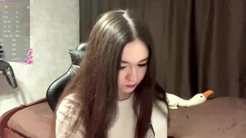 Emma online show from May 18, 5:08 pm
