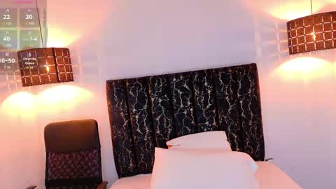 evvaa_moon online show from May 5, 12:24 pm
