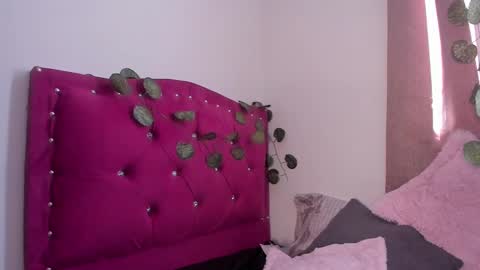 EVY online show from December 10, 3:12 pm