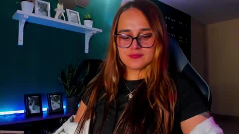 EVY online show from June 5, 12:28 am