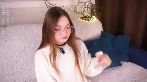Emma online show from October 10, 11:09 am