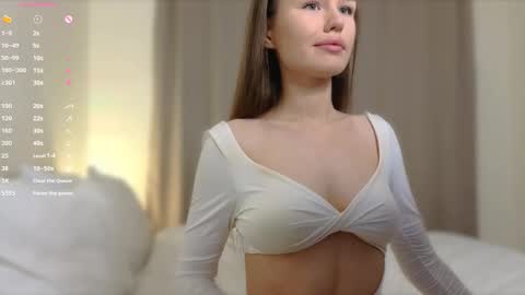 Angel online show from March 9, 9:03 pm