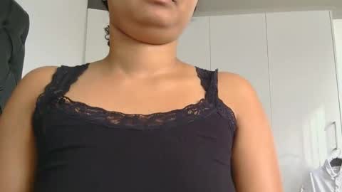 courtney online show from December 3, 6:21 am