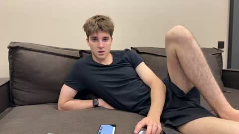 exclusiveflexboy online show from August 3, 11:30 pm