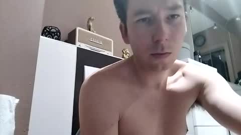 Excuteboy online show from February 27, 4:45 am