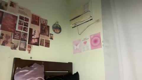 Snapshot of exoo_exoo_07 chatting on October 1, 2:50 am Angela online show from October 1, 2:50 am