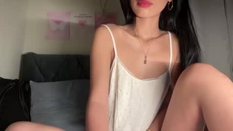 Snapshot of exoo_exoo_07 chatting on November 18, 3:56 am Angela online show from November 18, 3:56 am