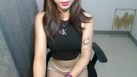 Snapshot of exotic_abby69 chatting on October 6, 4:10 am exotic_abby69 online show from October 6, 4:10 am