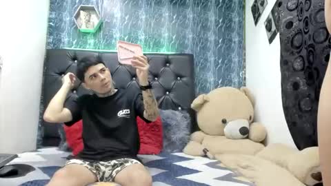 Snapshot of exotichot_couple chatting on November 16, 7:30 pm exotichot_couple online show from November 16, 7:30 pm