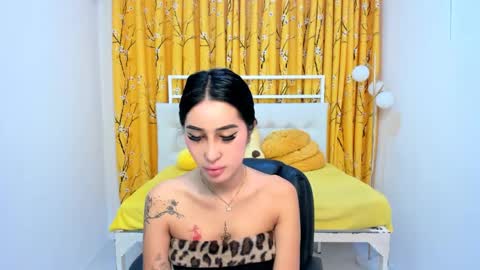 IG  jane elizabeth0801 online show from April 13, 12:16 am