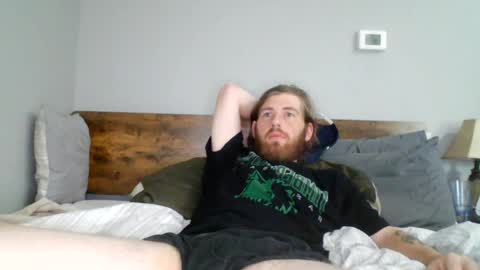 Snapshot of explosive_andyy chatting on June 16, 5:48 pm Explosivee andyy online show from June 16, 5:48 pm