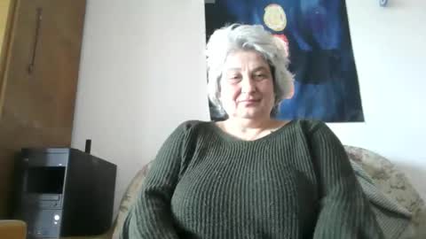 ExquisiteMature online show from April 15, 7:48 am