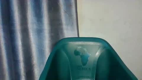 extremelywetgirl_ online show from April 4, 9:18 am