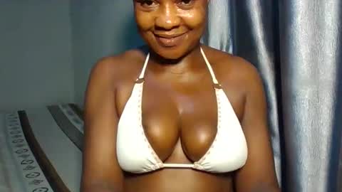 extremelywetgirl_ online show from April 11, 8:24 pm